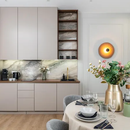 דירה Old Town 5min Main Market Square Perfect Ac Wifi Parking Balcony