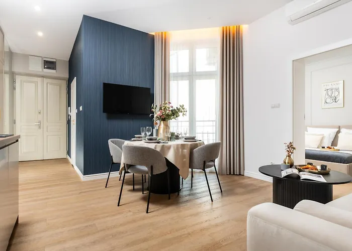 Old Town 5min Main Market Square Perfect Ac Wifi Parking Balcony