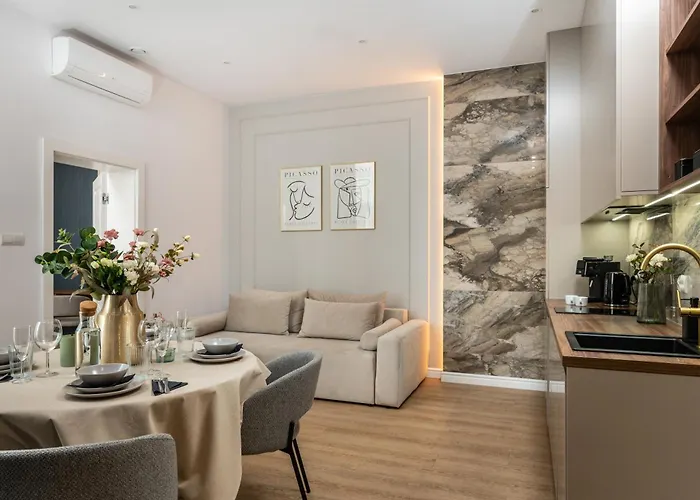 דירה Old Town 5min Main Market Square Perfect Ac Wifi Parking Balcony *